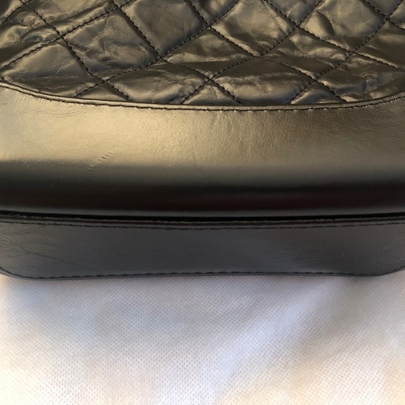 Authentic CHANEL Small Gabrielle Hobo Black Bag - Picture 6 of 8